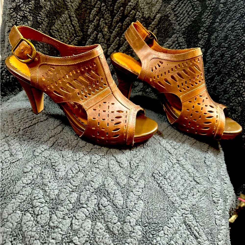 👡👡indigo heeled sandals